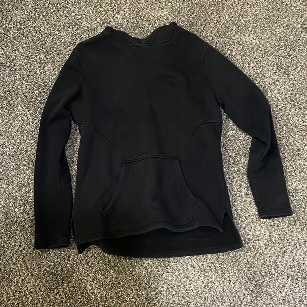 Alphalete hoodie